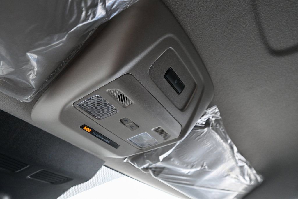 New 2026 Ford Transit 150 Low Roof image 31