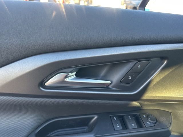 New 2026 Chevrolet Equinox EV LT image 12