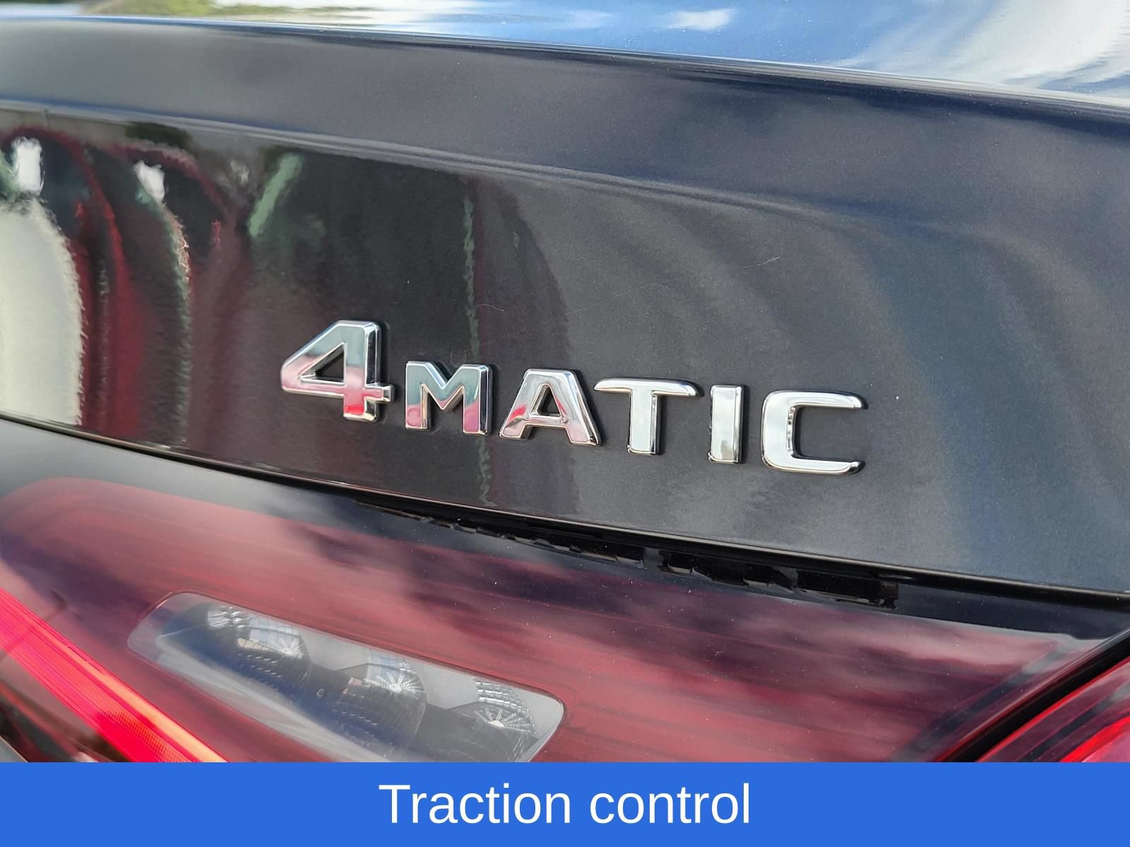 Used 2024 Mercedes-Benz GLC 300 4MATIC image 6
