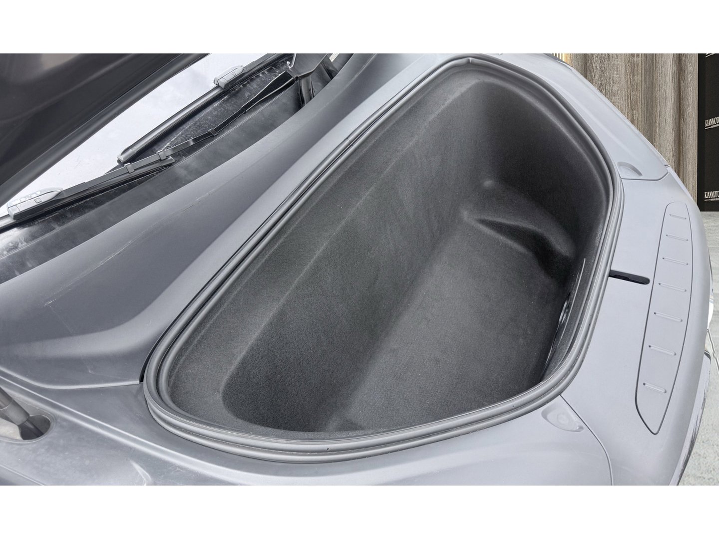 Used 2023 Tesla Model X AWD/4WD image 19