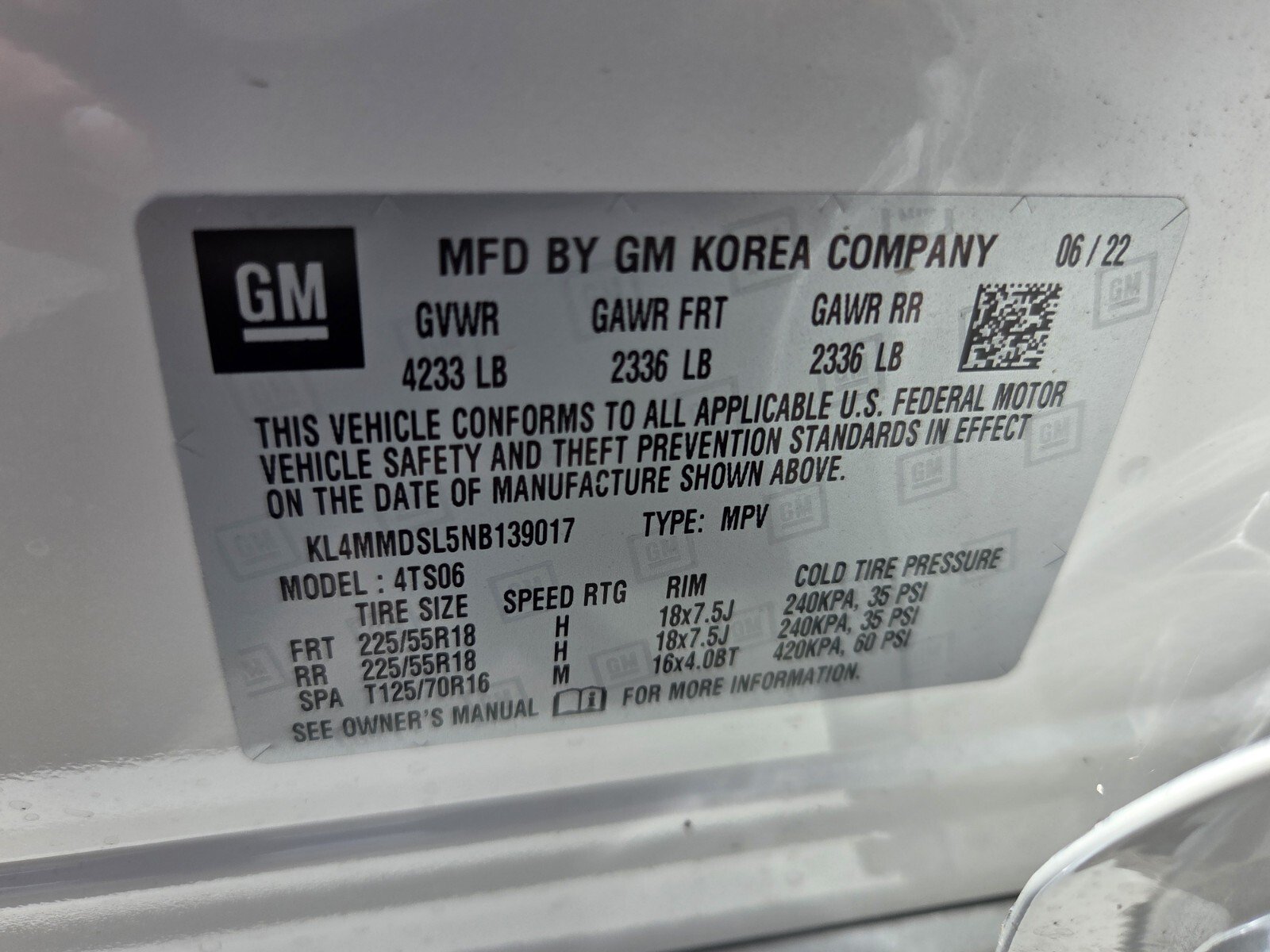 Used 2022 Buick Encore GX Select w/ Sport Touring Package FWD image 20