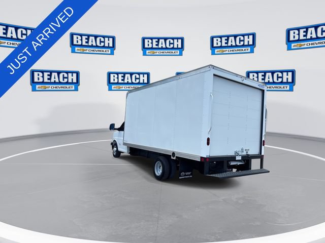 New 2026 Chevrolet Express 4500 w/ Power Convenience Package RWD image 6