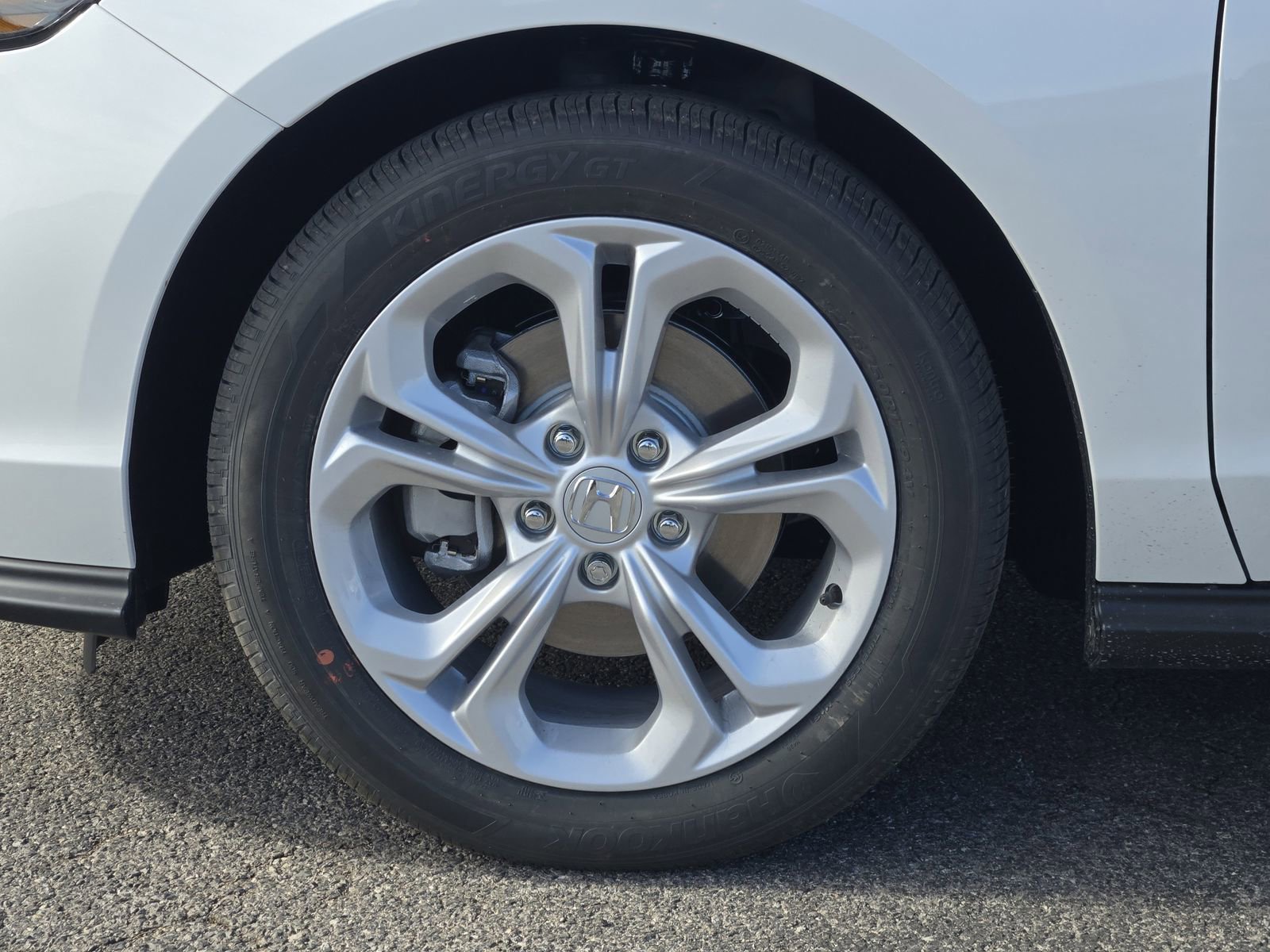 New 2026 Honda Accord LX image 13