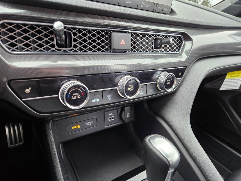 Certified 2025 Acura Integra A-Spec image 29