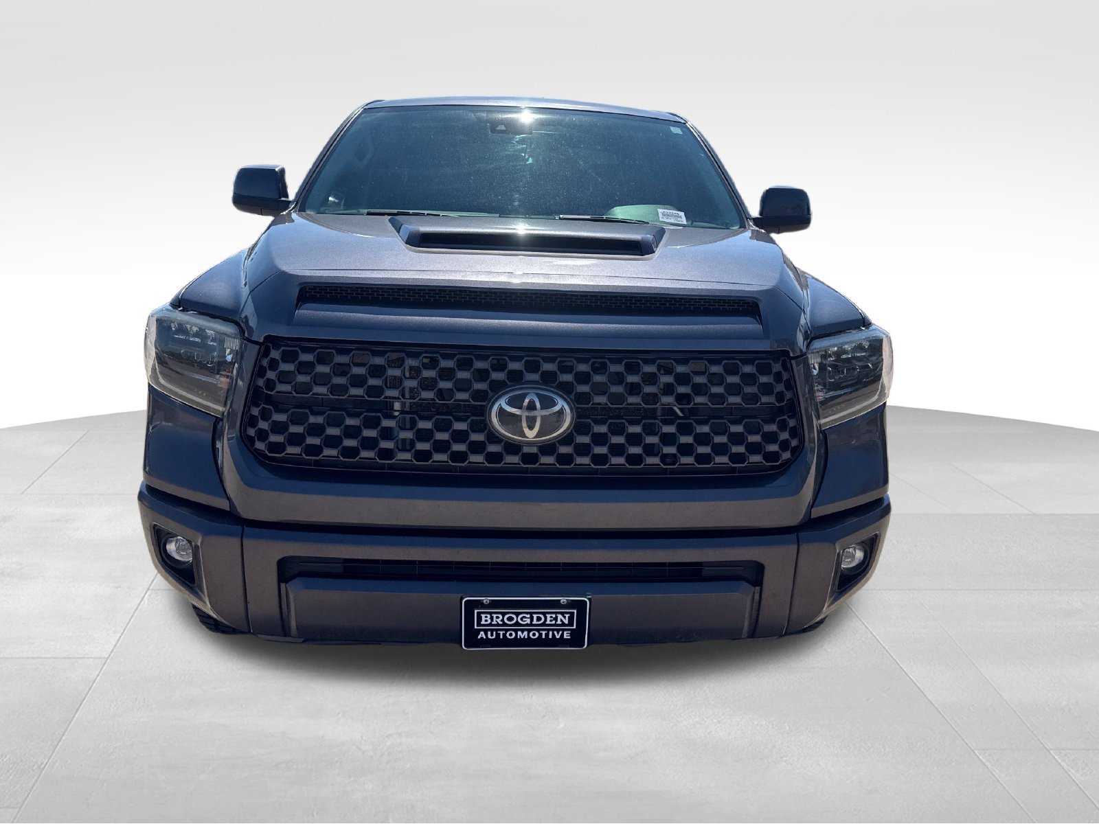 Used 2020 Toyota Tundra SR5 w/ TRD Sport Package AWD/4WD image 19