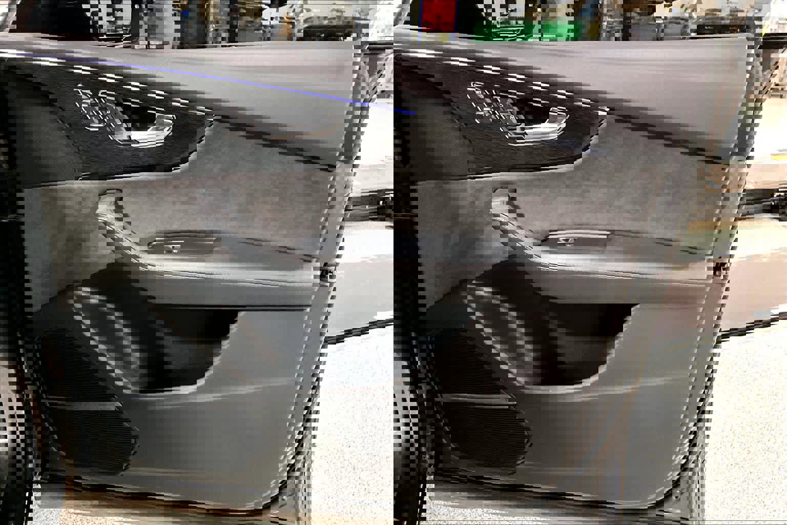 Used 2020 Audi Q8 Prestige w/ Prestige Package image 24