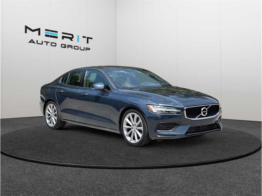 Used 2019 Volvo S60 T6 Momentum