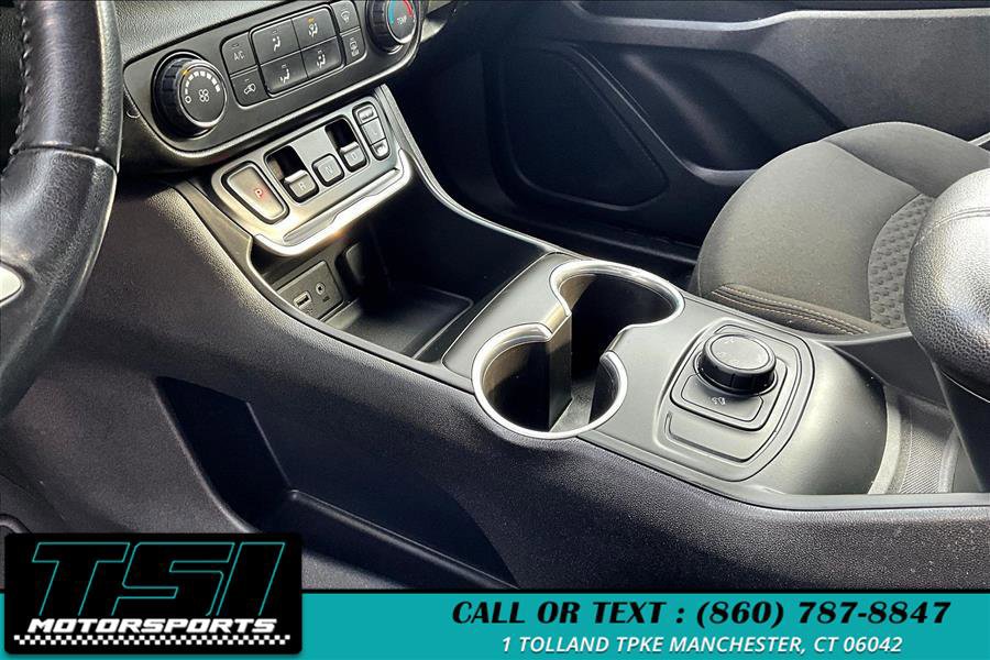 Used 2018 GMC Terrain SLE image 15