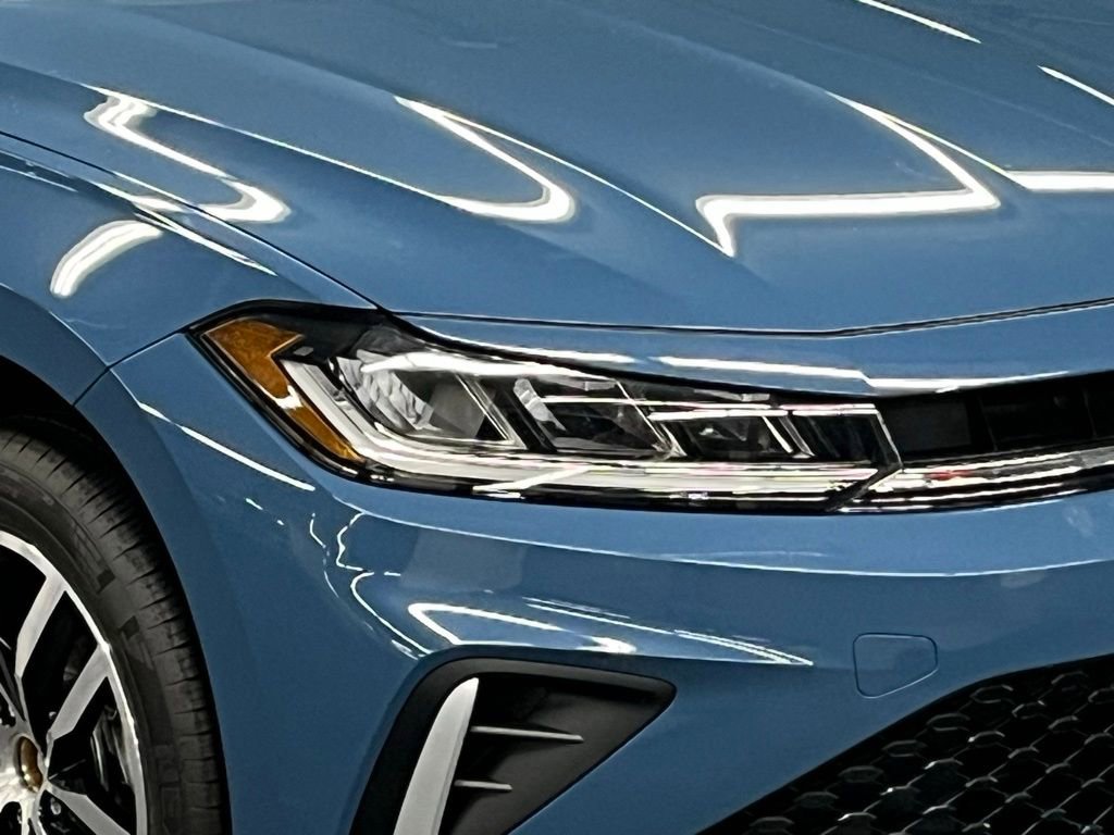 New 2025 Volkswagen Jetta SE image 39