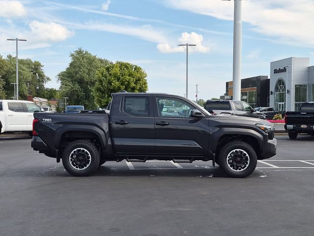 New 2026 Toyota Tacoma TRD Off-Road AWD/4WD image 2