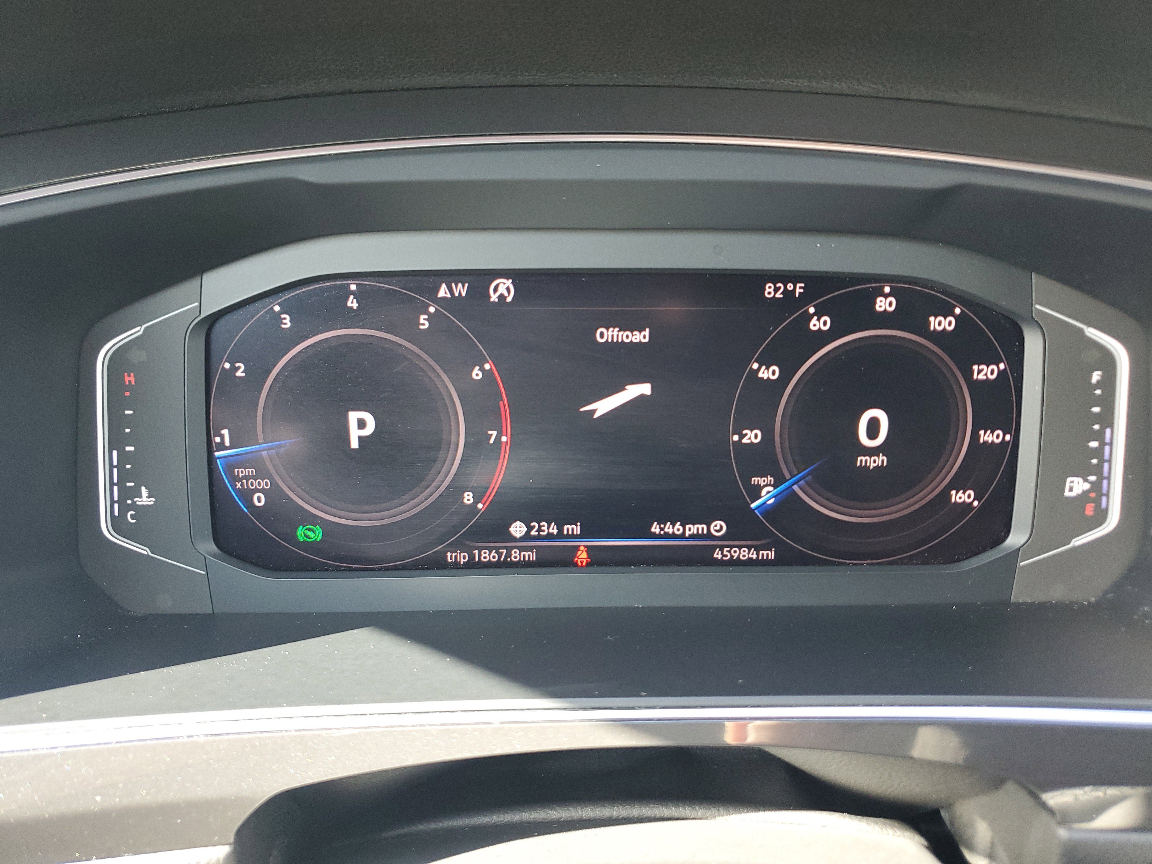 Used 2019 Volkswagen Tiguan SEL image 32