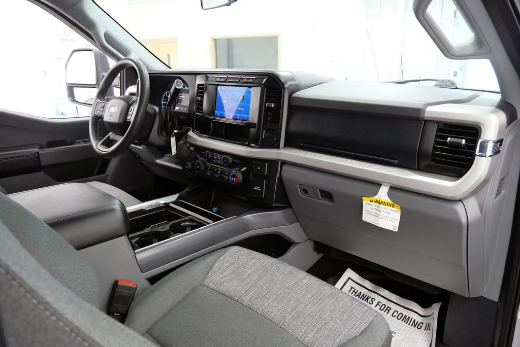 Used 2024 Ford F350 XLT w/ 360-Degree Camera Package AWD/4WD image 17