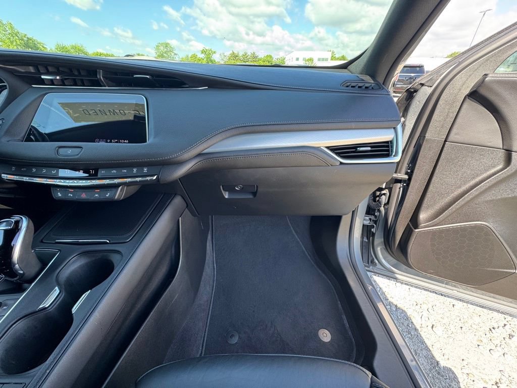 Certified 2023 Cadillac XT4 Premium Luxury w/ Cold Weather Package AWD/4WD image 29