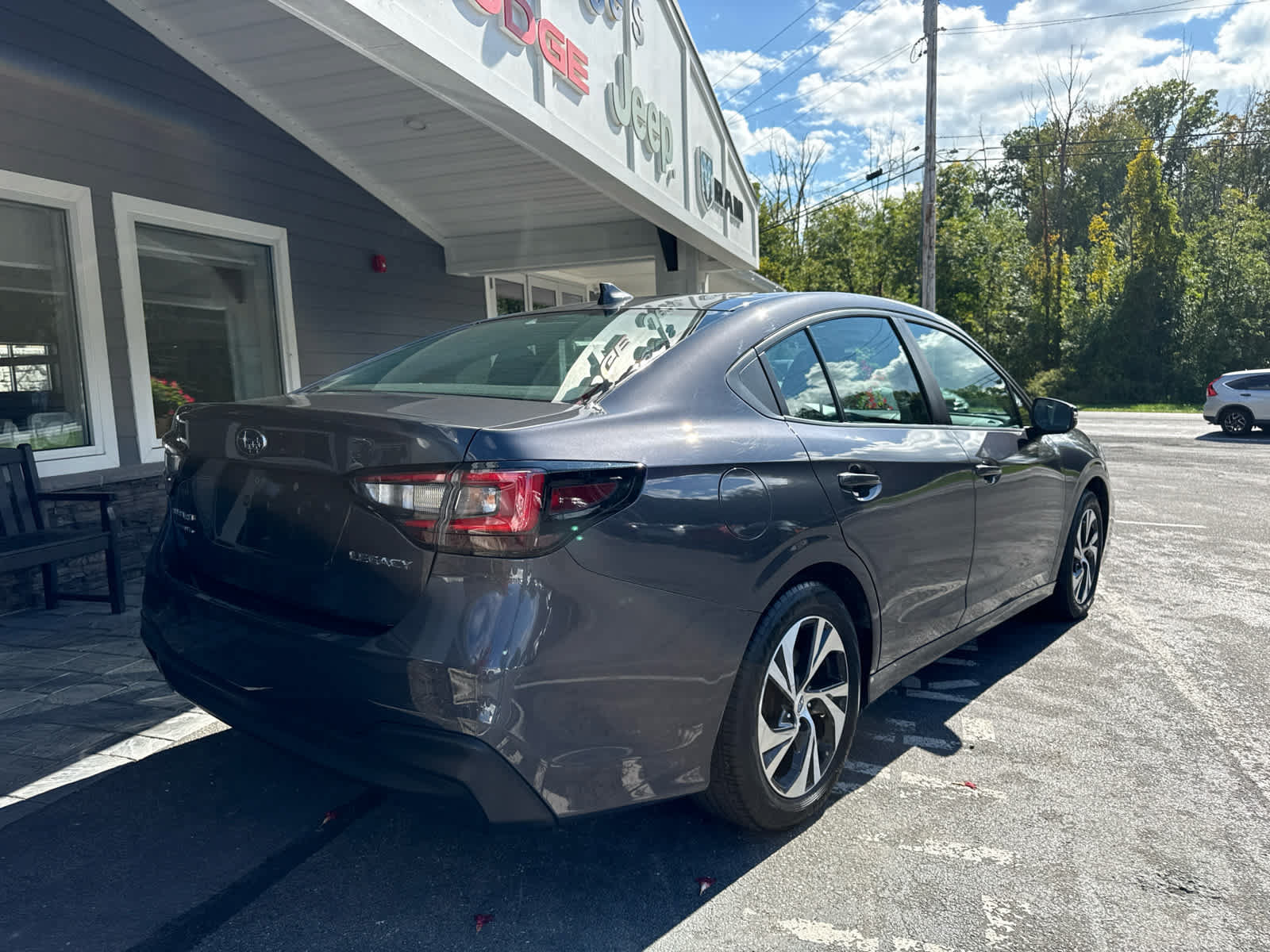 Used 2023 Subaru Legacy Premium AWD/4WD image 3