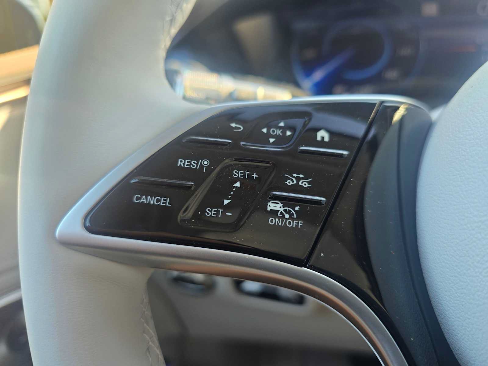 New 2027 Mercedes-Benz EQS 400 4MATIC SUV image 31