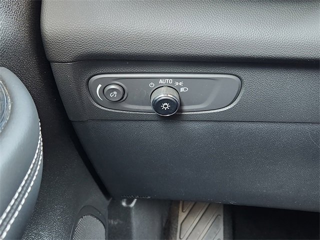 Used 2023 Buick Envision Essence w/ Sport Touring Package image 22