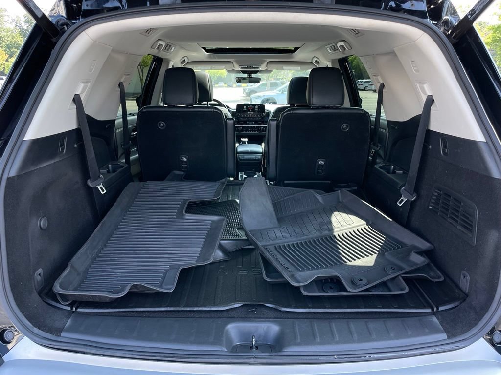 Used 2023 Nissan Pathfinder Platinum FWD image 41