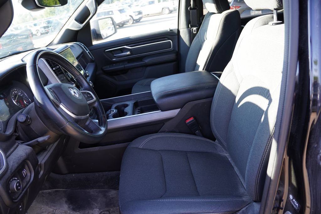 Used 2022 RAM 1500 Big Horn AWD/4WD image 4