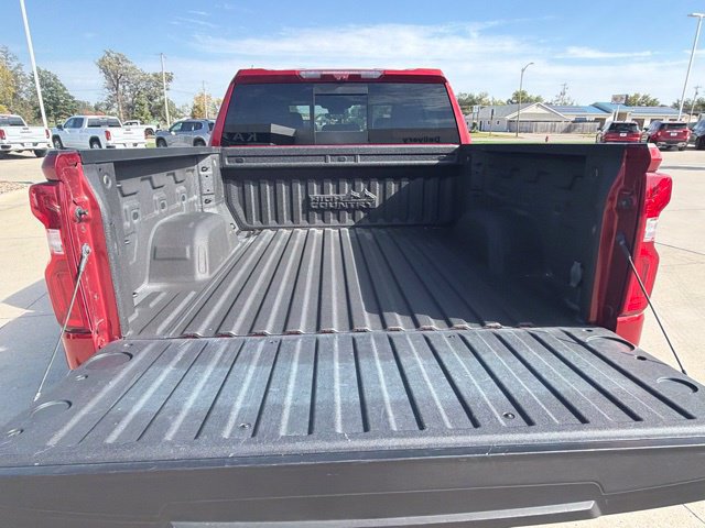 Used 2024 Chevrolet Silverado 1500 High Country w/ Technology Package AWD/4WD image 5