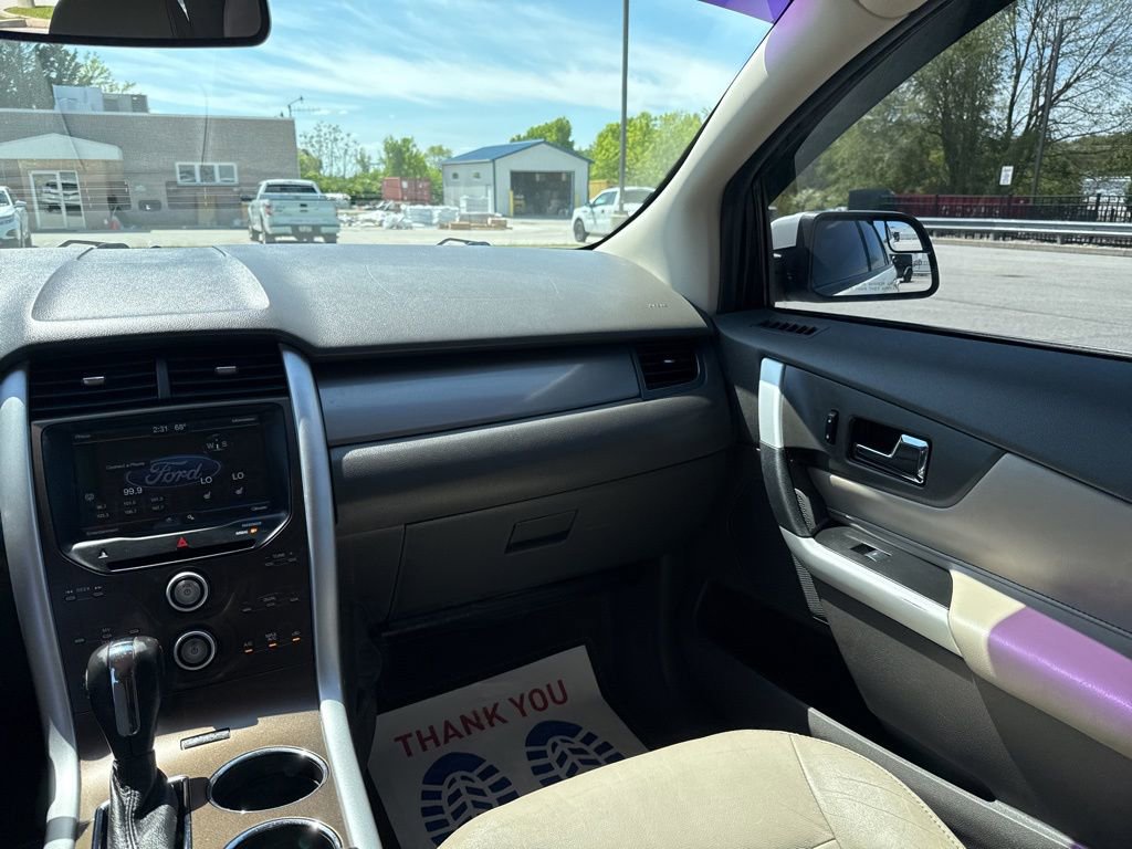 Used 2012 Ford Edge SEL FWD image 15