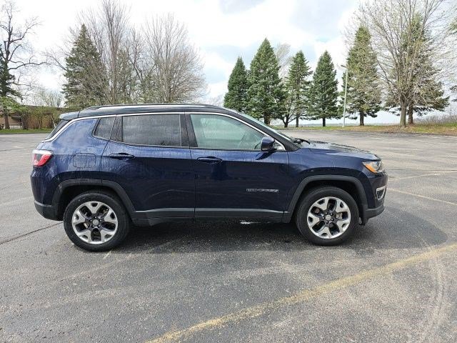 Used 2020 Jeep Compass Limited w/ Safety & Security Group AWD/4WD image 5