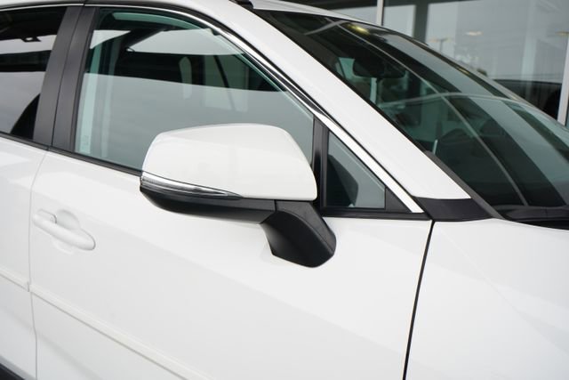 Used 2023 Toyota RAV4 LE AWD/4WD image 11