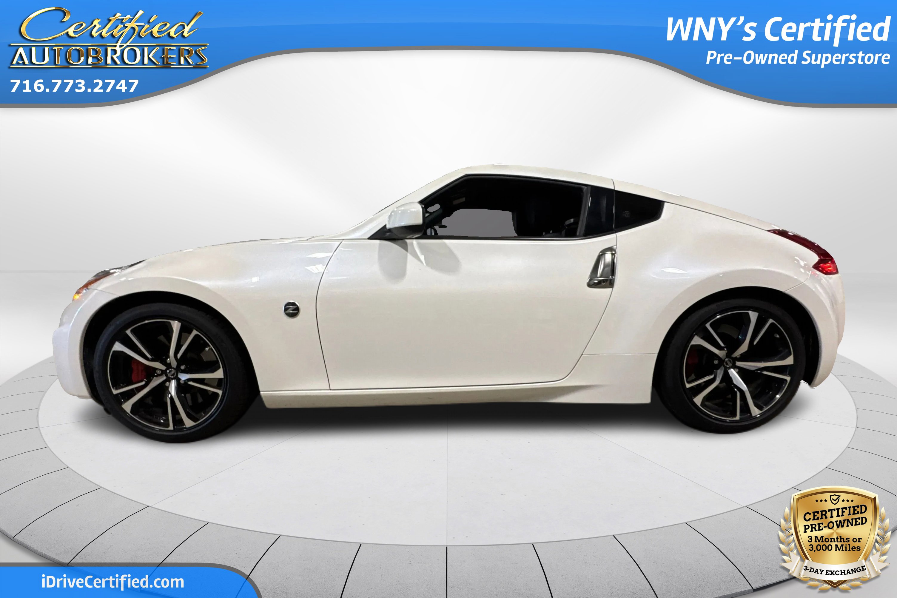 Used 2020 Nissan 370Z Touring Sport image 10