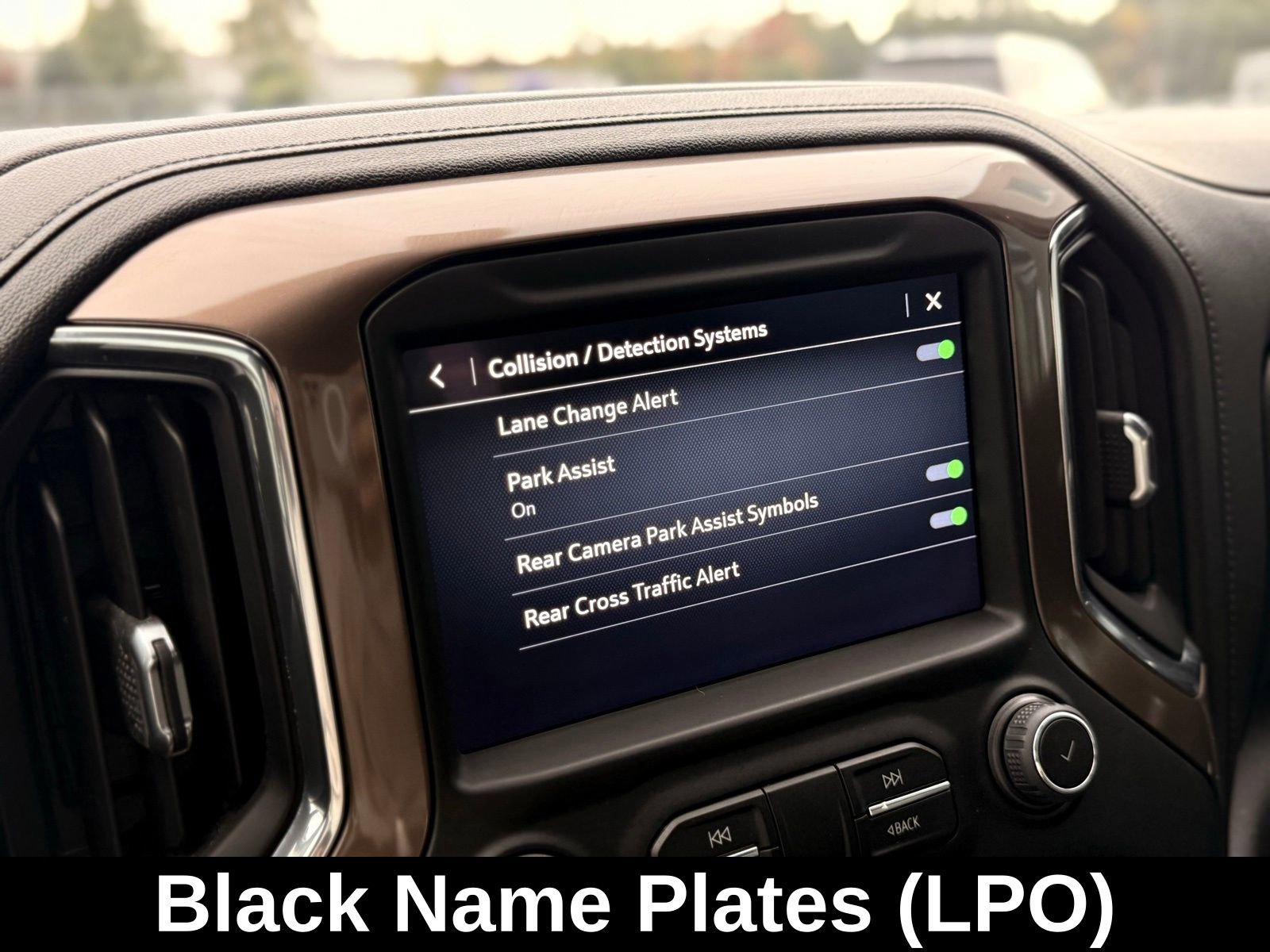 Used 2022 Chevrolet Silverado 1500 High Country w/ LPO, Dark Essentials Package image 39