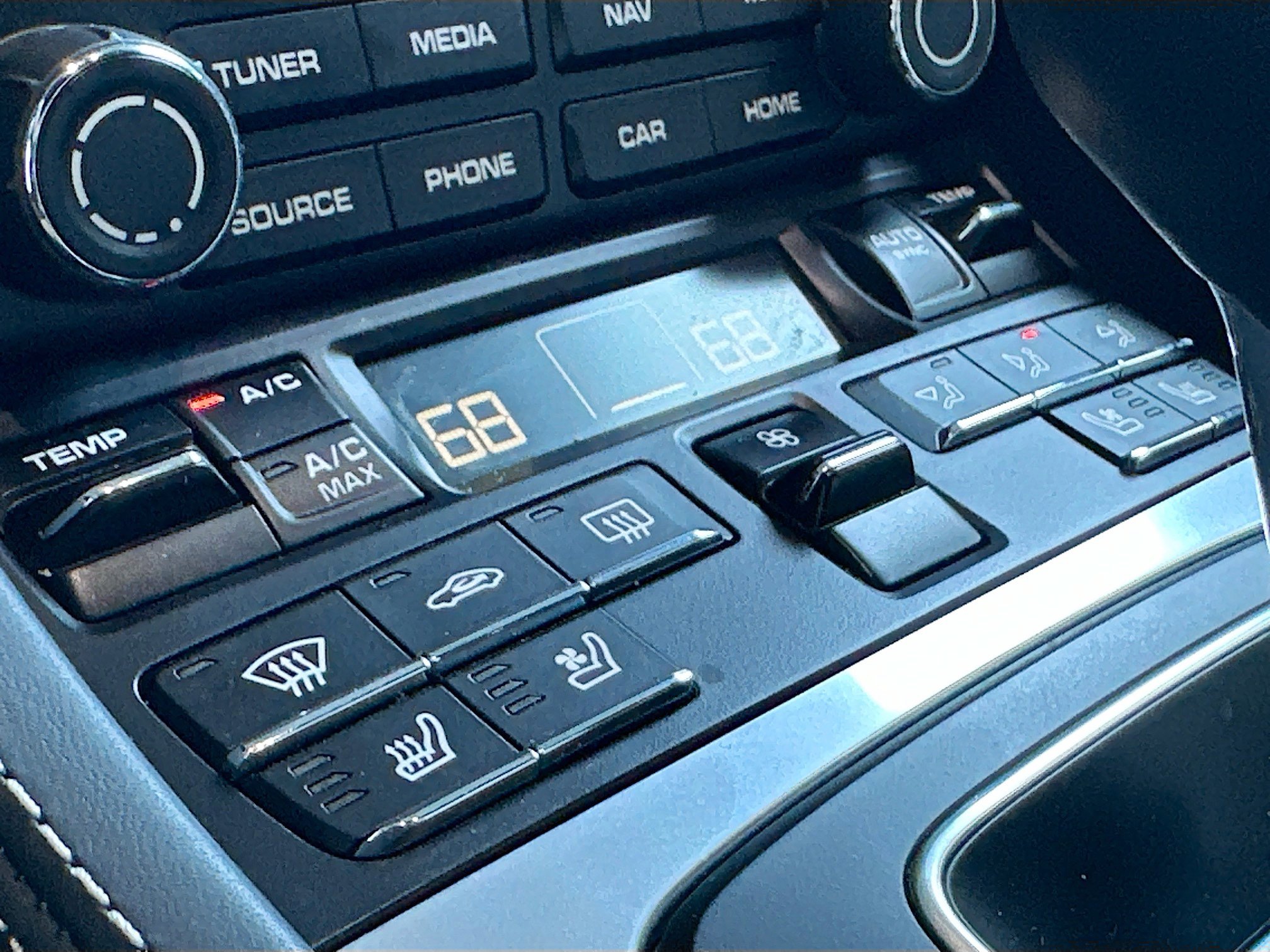 Used 2025 Porsche 718 Cayman image 15