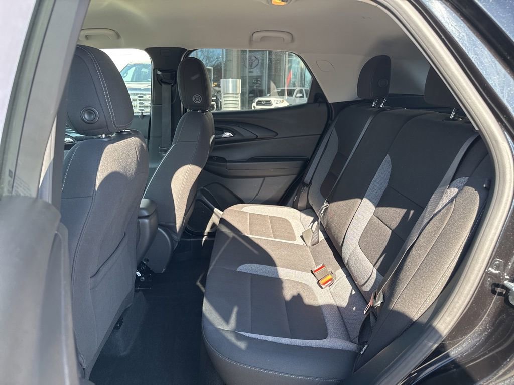Used 2025 Chevrolet TrailBlazer LT image 14