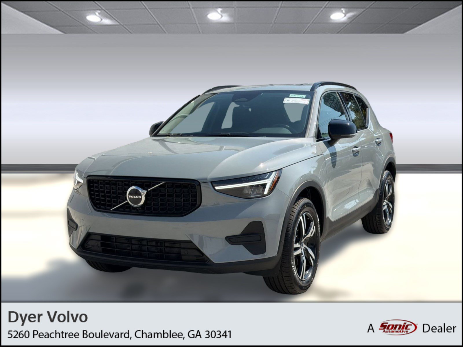 New 2026 Volvo XC40 B5 Core w/ Climate Package AWD/4WD image 1