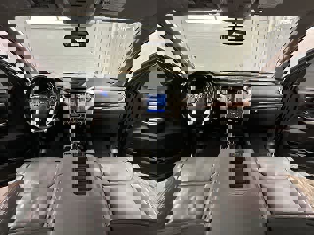 Used 2014 Toyota Tundra Limited w/ Limited Premium Package image 20