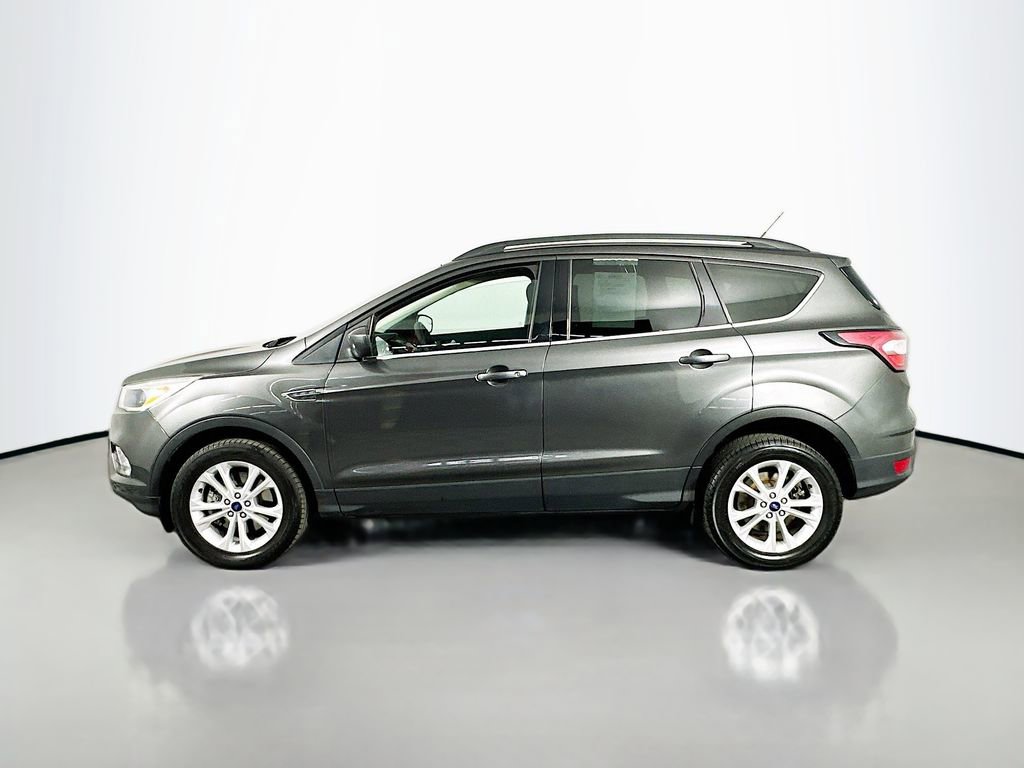 Used 2018 Ford Escape SE image 5