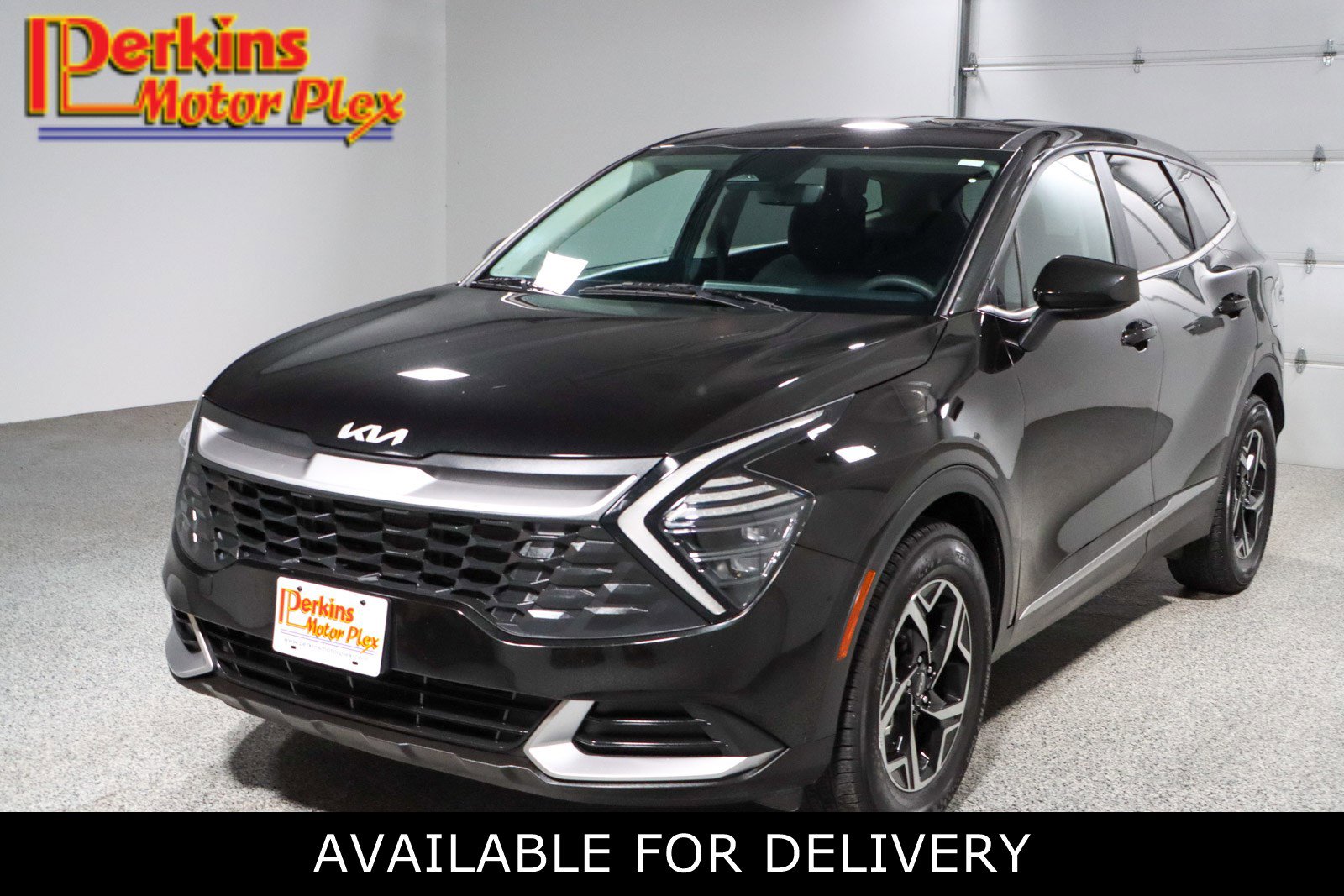 Used 2024 Kia Sportage LX FWD image 1