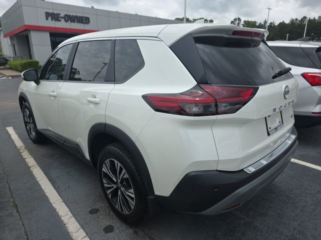 Used 2023 Nissan Rogue SV image 4