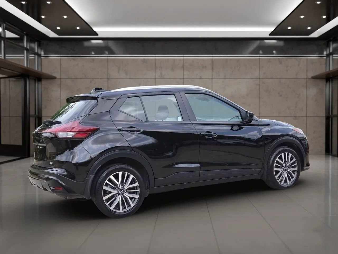 Used 2023 Nissan Kicks SV FWD image 6