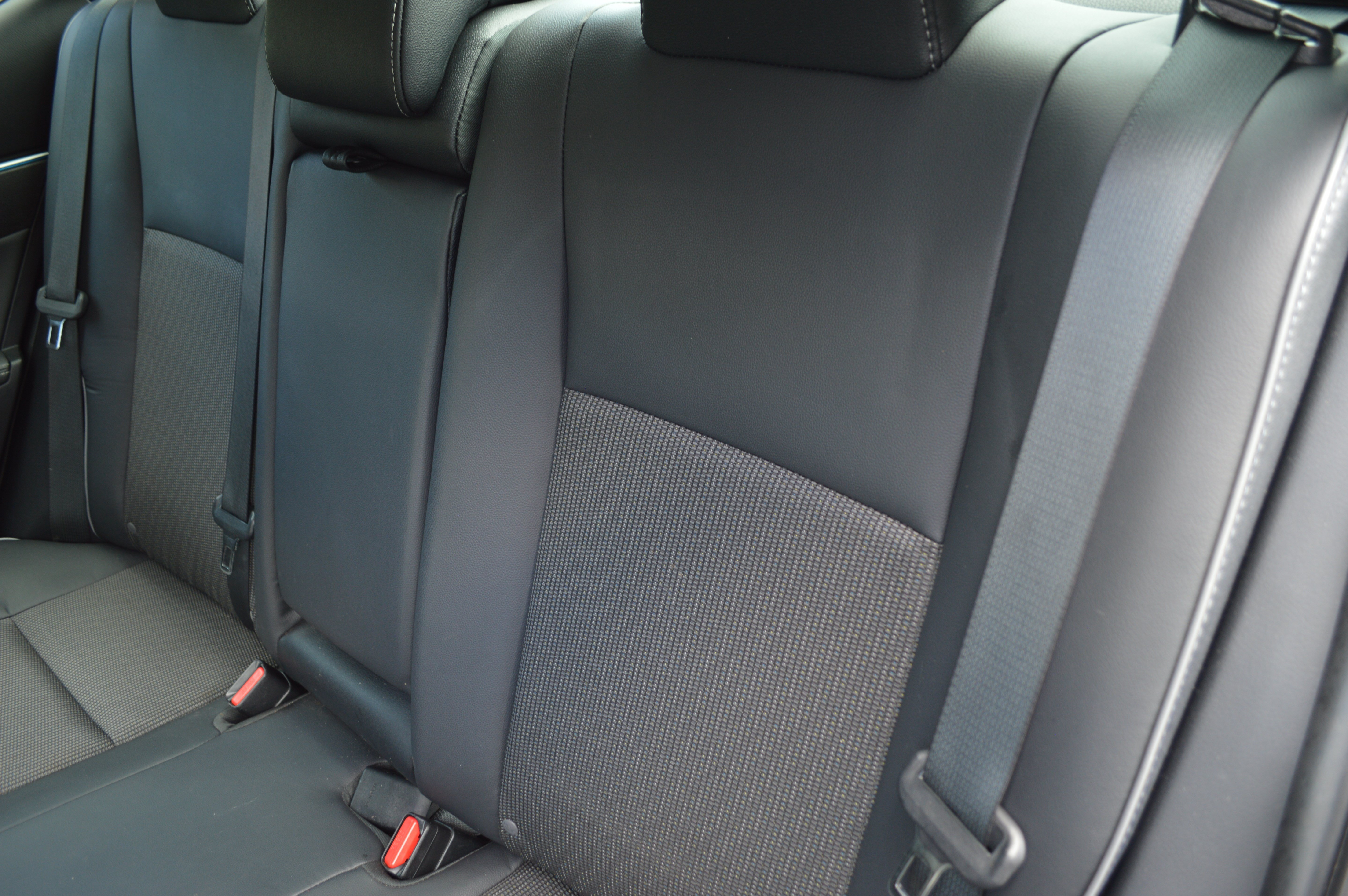 Used 2015 Toyota Corolla S FWD image 31