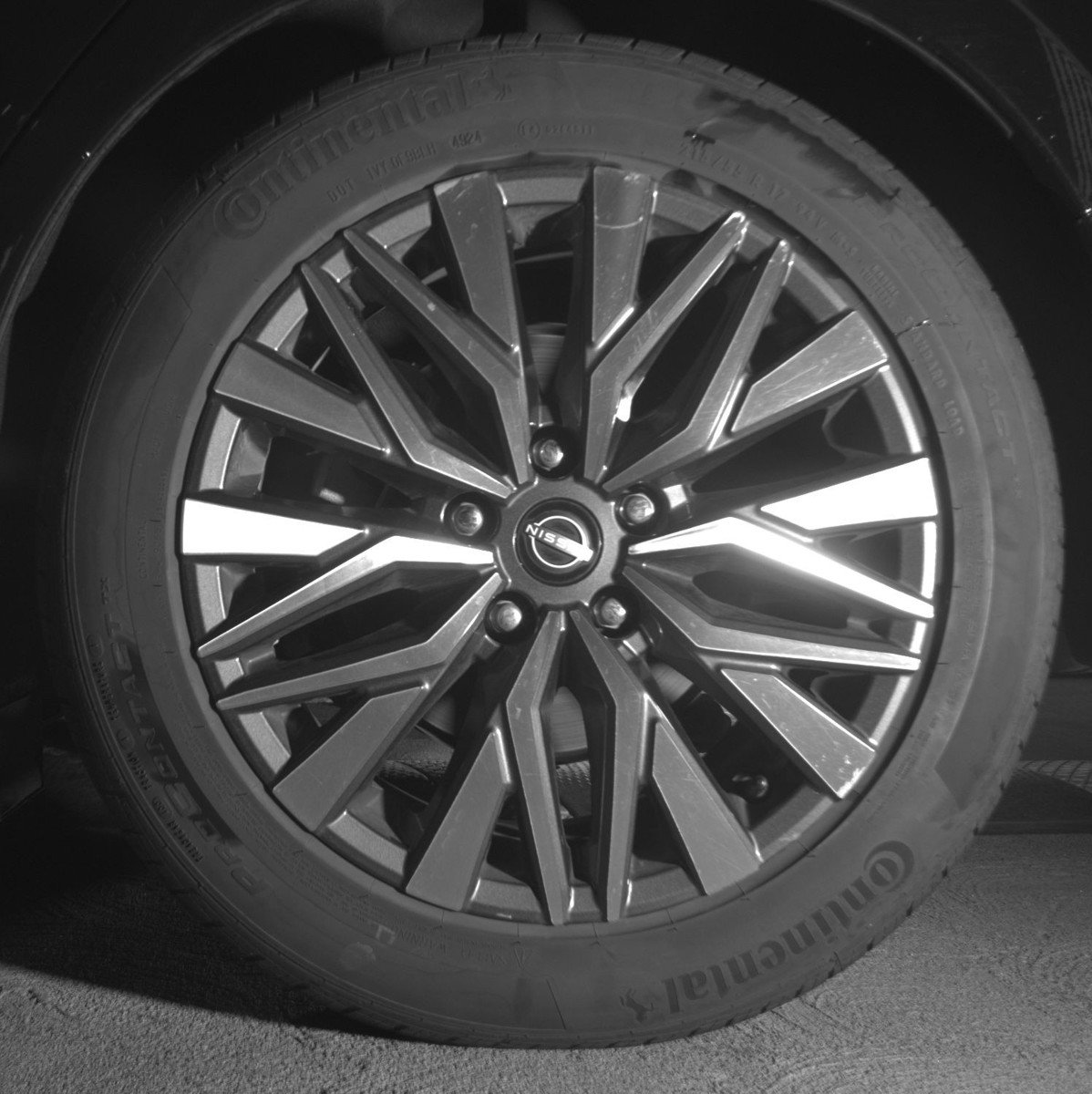 Used 2025 Nissan Altima 2.5 SV image 14