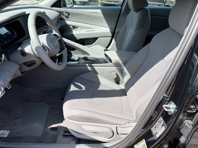 New 2026 Hyundai Elantra Sport FWD image 22