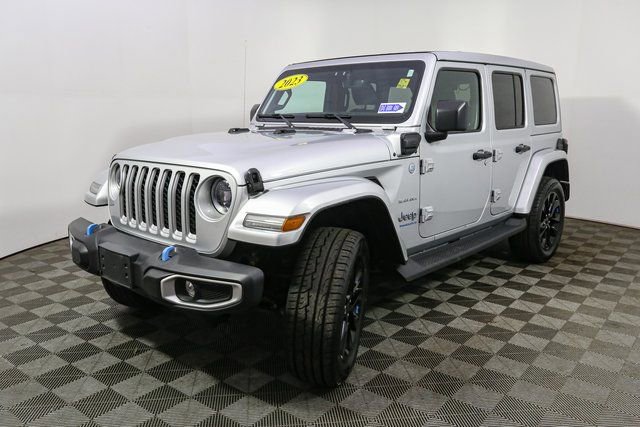 Used 2023 Jeep Wrangler Unlimited Sahara w/ Cold Weather Group image 5