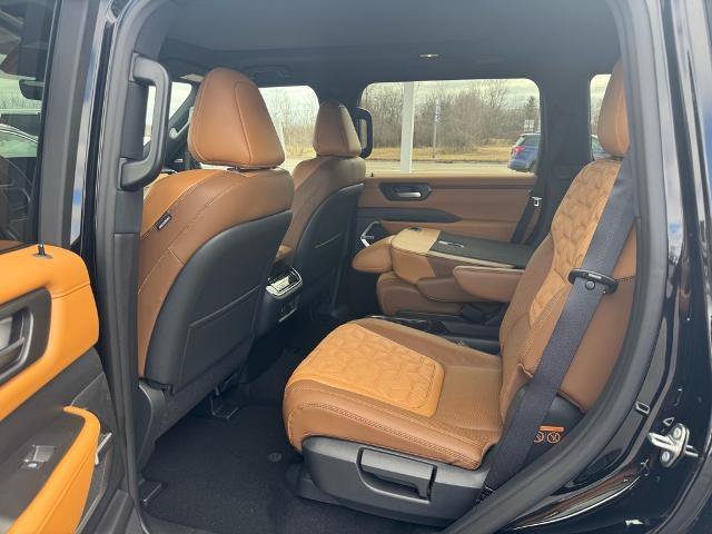 New 2025 Nissan Armada Platinum Reserve AWD/4WD image 8