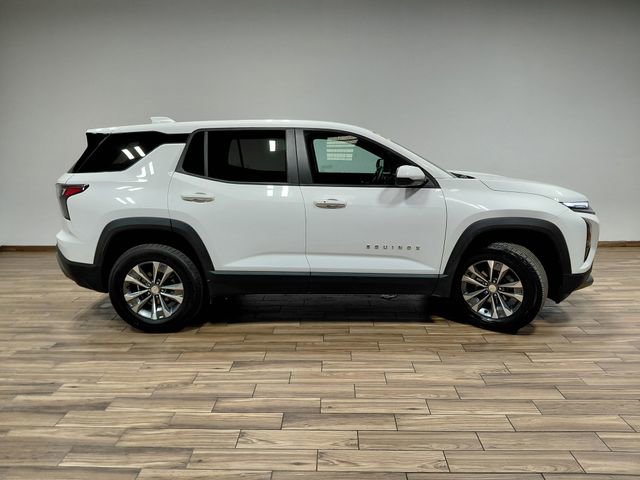 Used 2026 Chevrolet Equinox LT AWD/4WD image 15