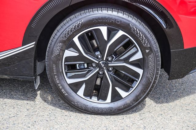 Used 2024 Kia EV6 Wind RWD image 12