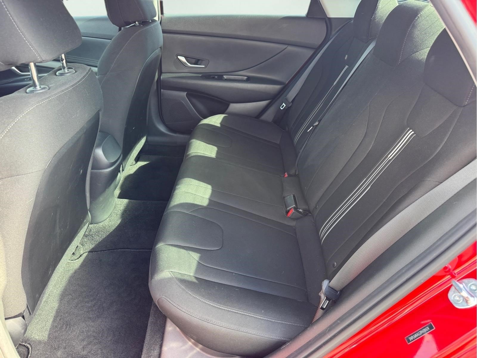 Used 2023 Hyundai Elantra SEL w/ Cargo Package FWD image 13