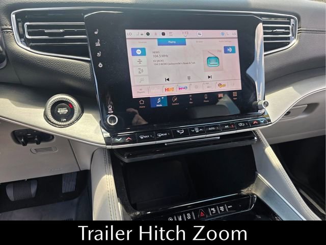 Used 2025 Jeep Wagoneer L 4WD w/ HD Trailer Tow Package image 23