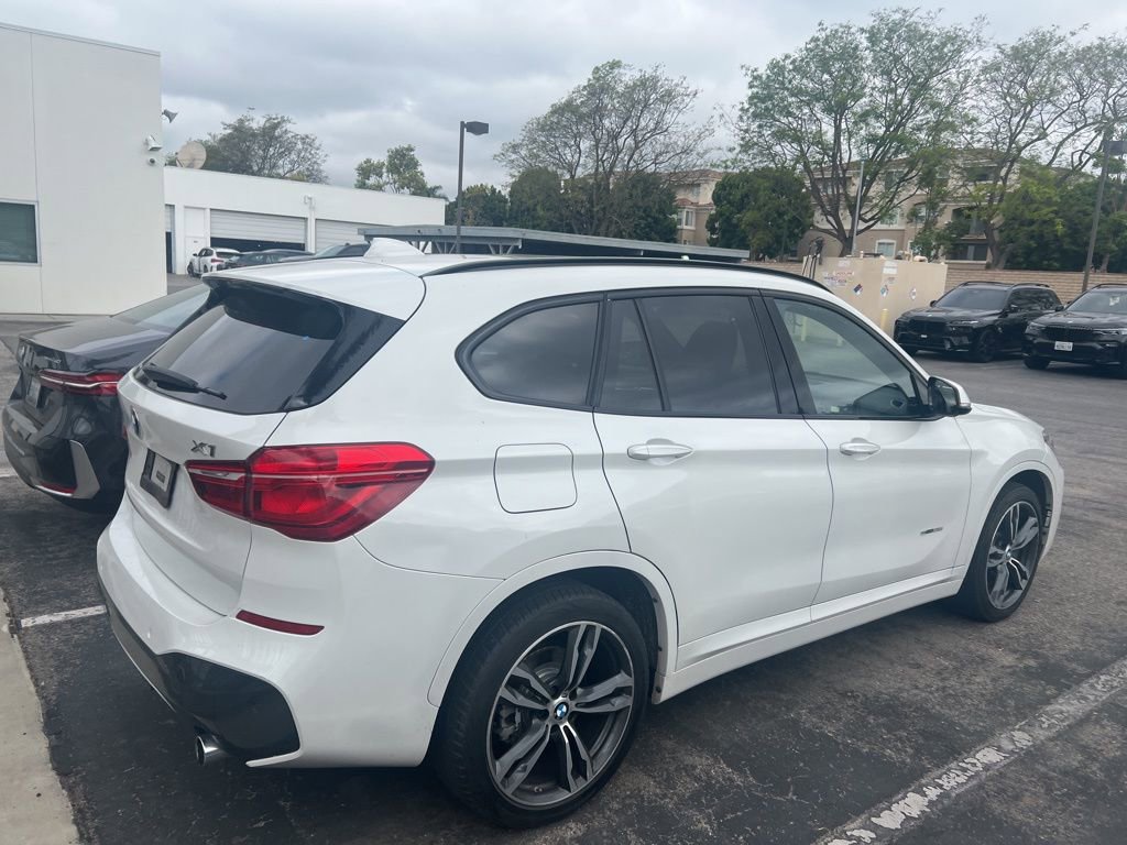 Used 2018 BMW X1 sDrive28i w/ M Sport Package image 5