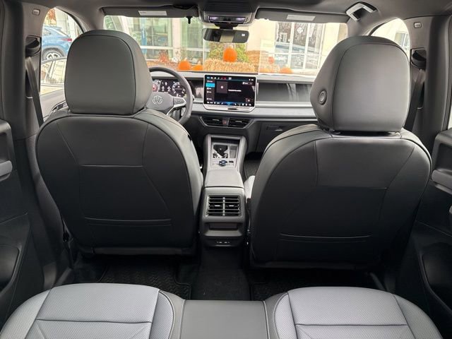 New 2026 Volkswagen Tiguan SE R-Line image 39