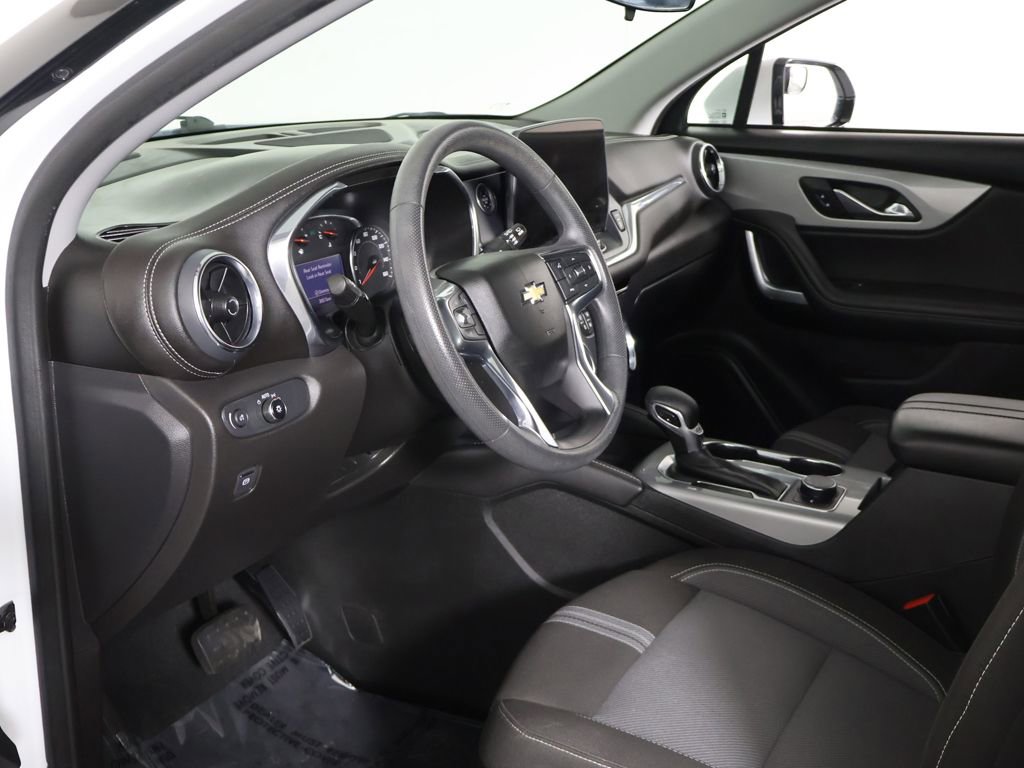 Used 2023 Chevrolet Blazer LT image 19