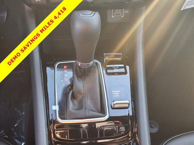 New 2026 Jeep Compass Latitude image 9