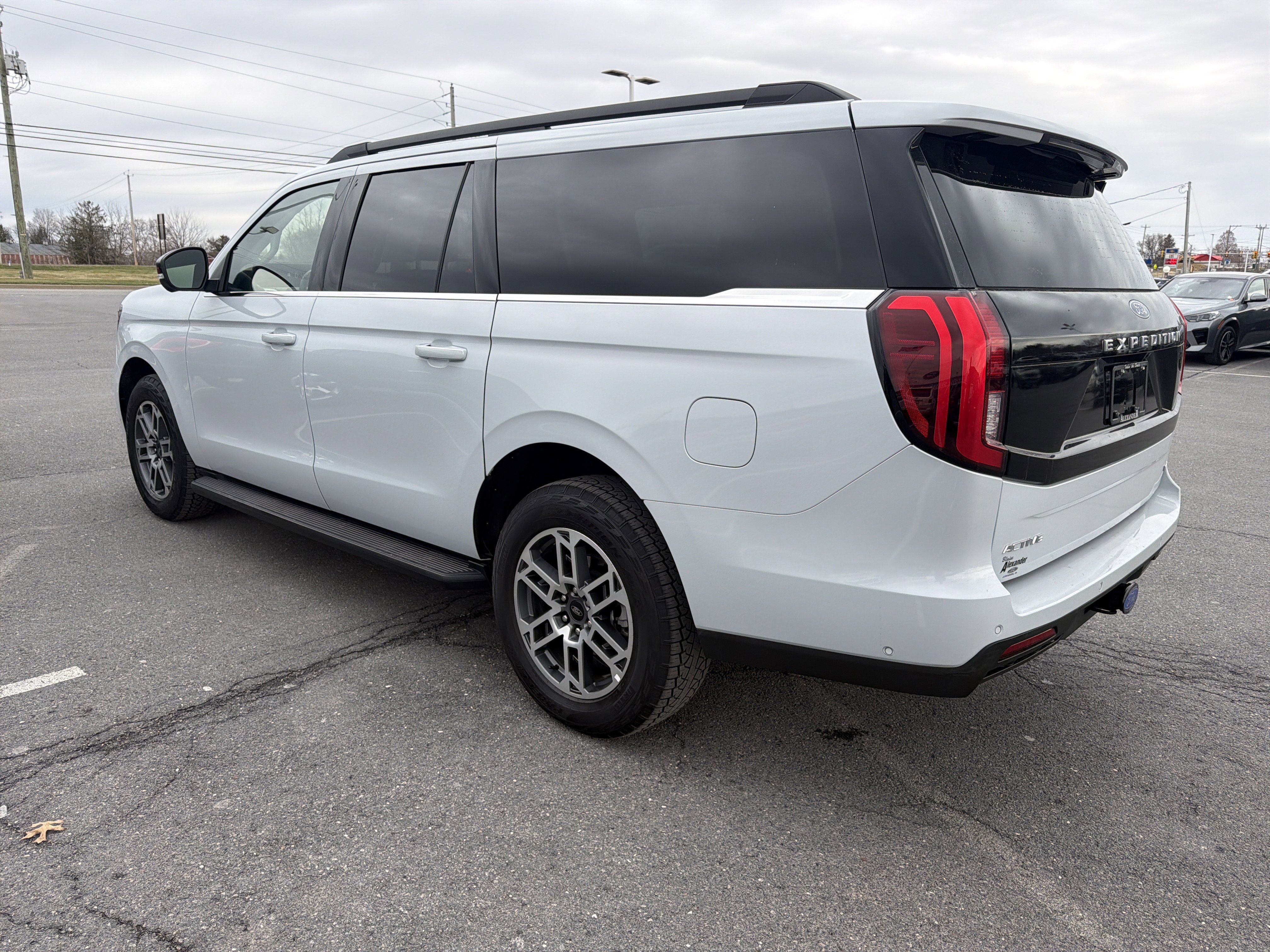 Used 2025 Ford Expedition Max Active image 6